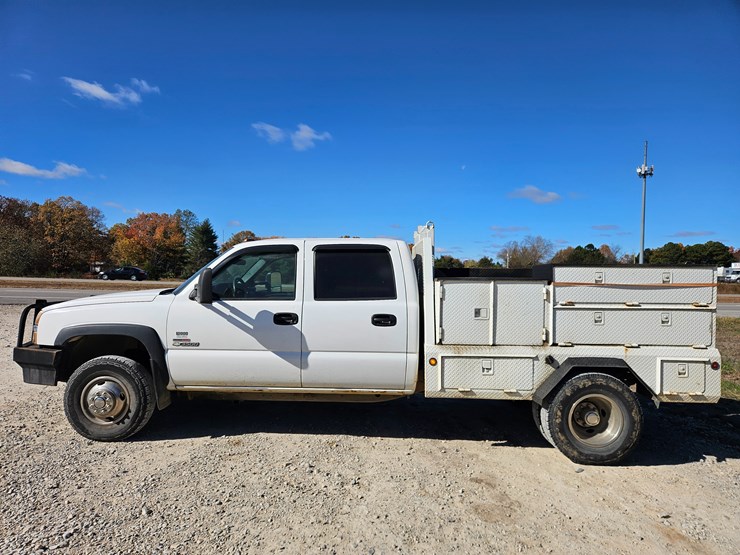 chevrolet-silverado-3500-image-7