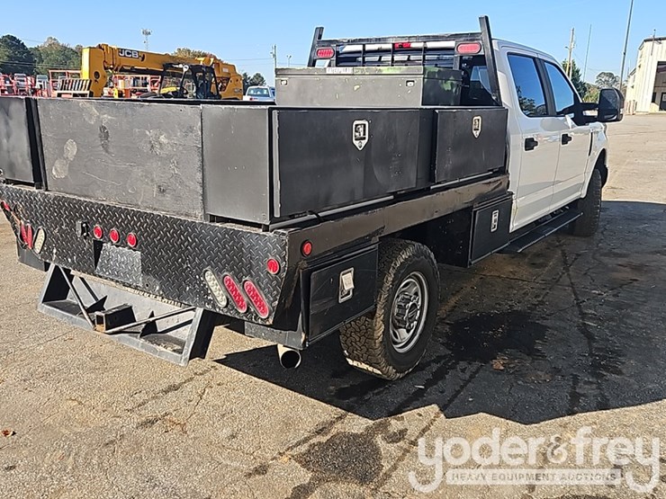 2019-ford-f250-xl-image-4