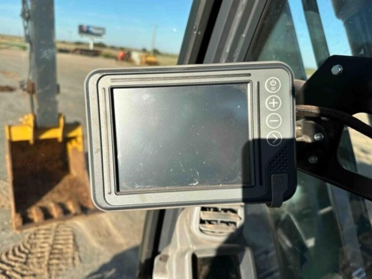 2023-john-deere-210p-excavator-image-26