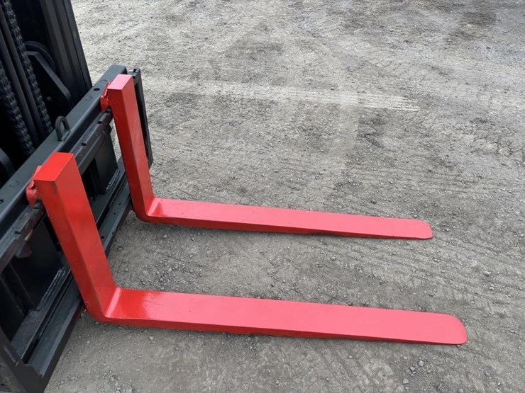 2020-mitsubishi-fg25n-image-10