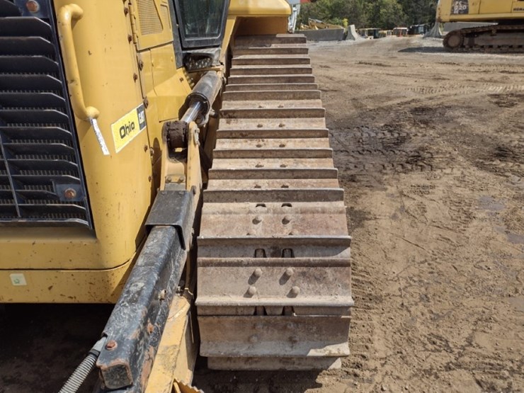 caterpillar-d6n-xl-image-30