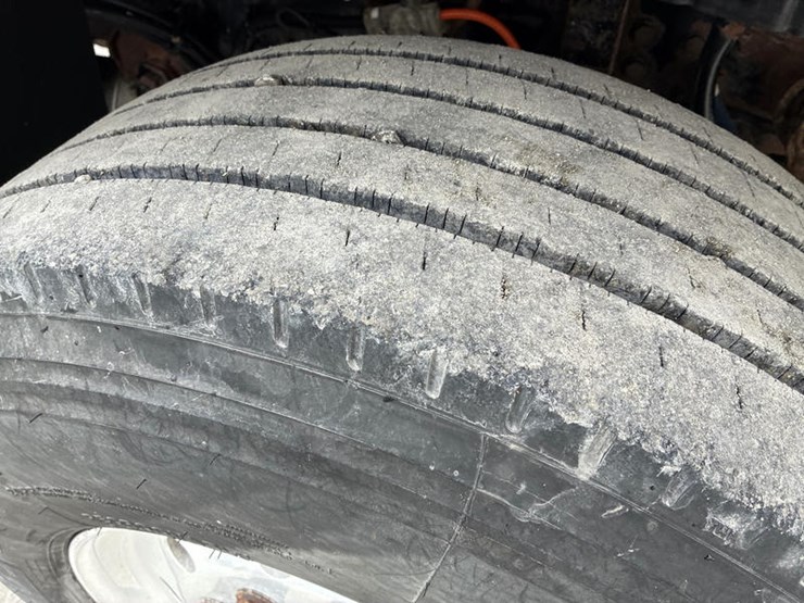 case-ih-7400-image-72