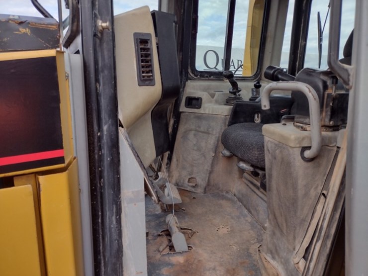 caterpillar-d6r-xl-image-14