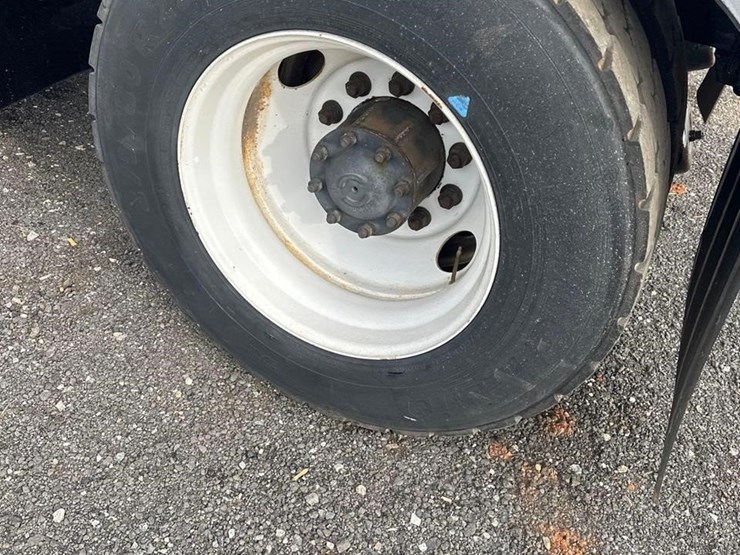 2011-capacity-tj5000-image-10