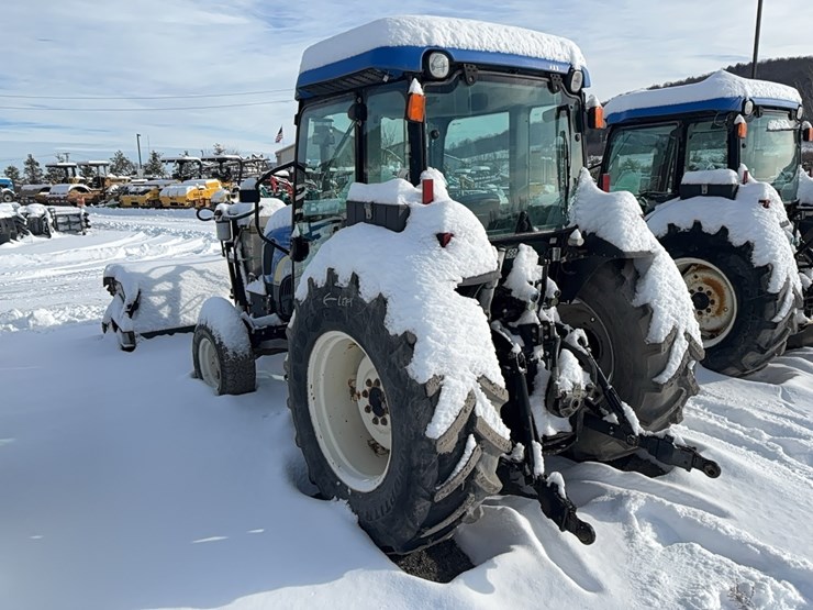 new-holland-t4030-image-10