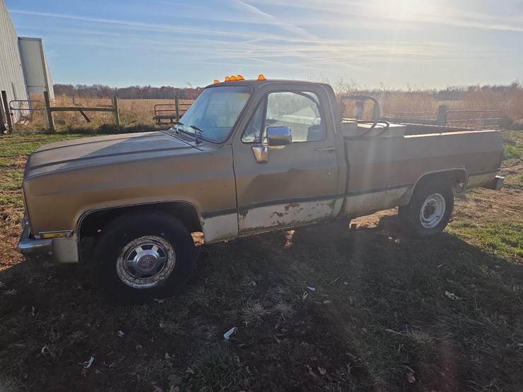 1985-gmc-3500-image-1