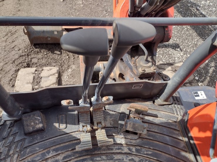 kubota-kx121-3-image-5