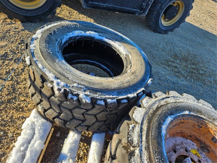 #3083-•-(2)-tires-image-13