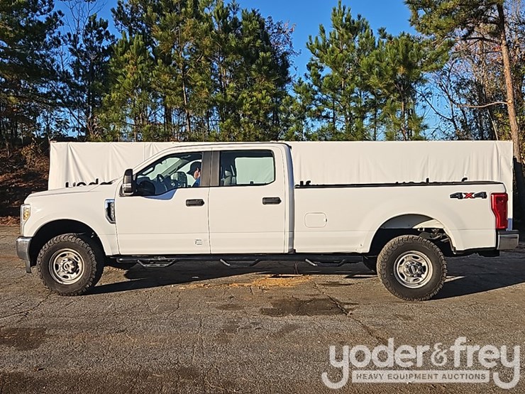 ford-f350-xl-image-2