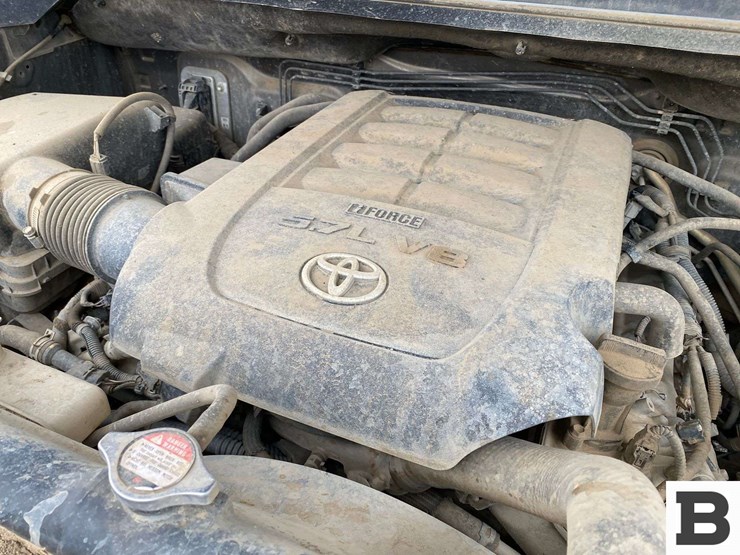 2013-toyota-tundra-image-38