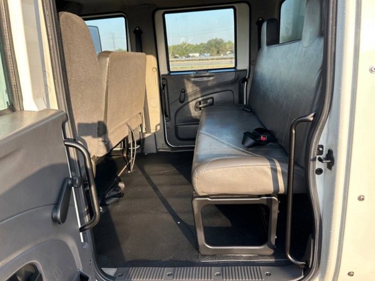 international-durastar-4300-image-8