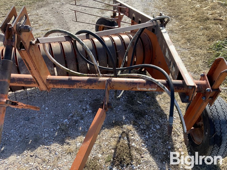 a&l-2010-hay-fluffer-image-17