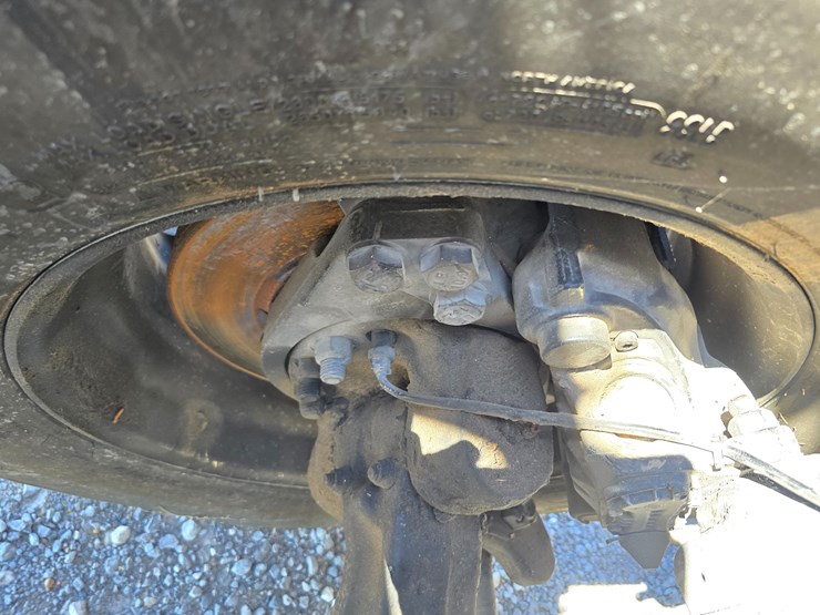 peterbilt-579-image-59