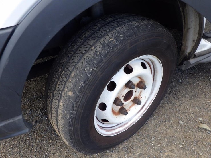 2015-ford-transit-image-13