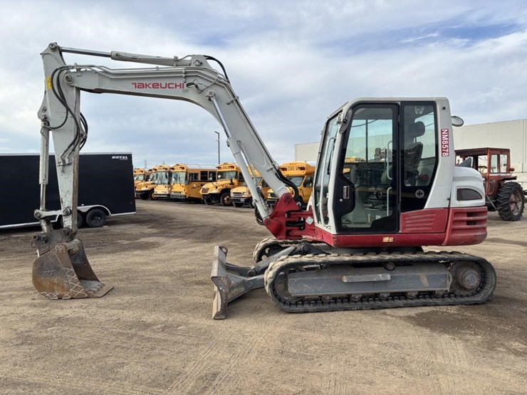 2014-takeuchi-tb290-image-5