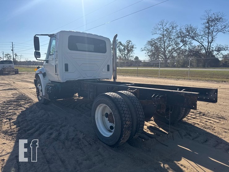 international-durastar-4300-image-2