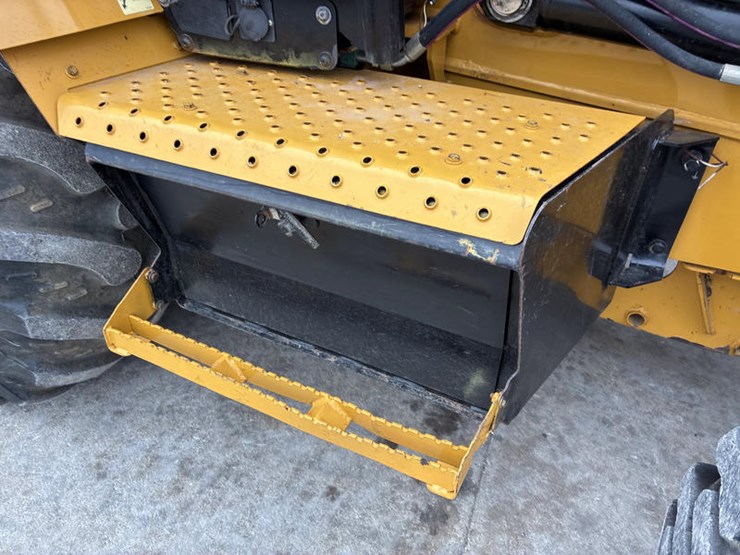 caterpillar-415f2-image-23