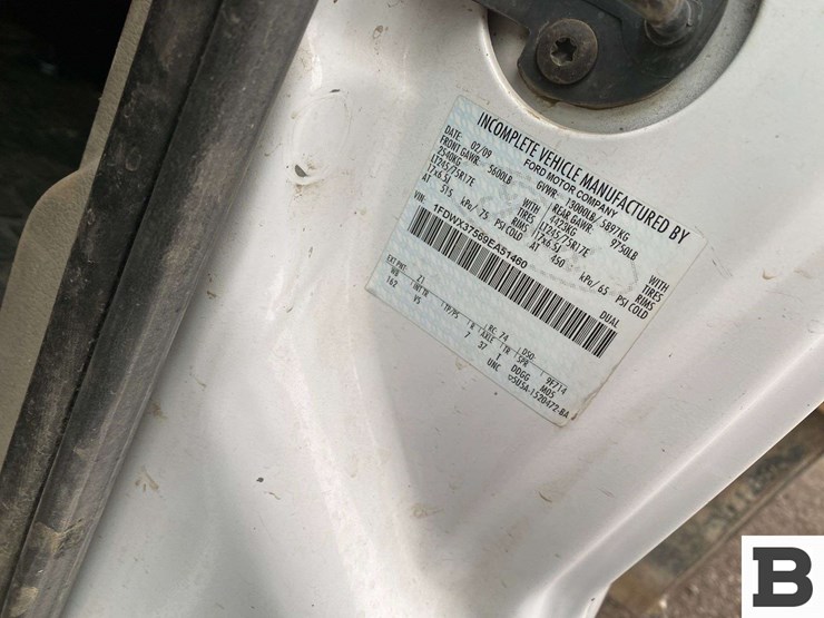 2009-ford-f350-image-29