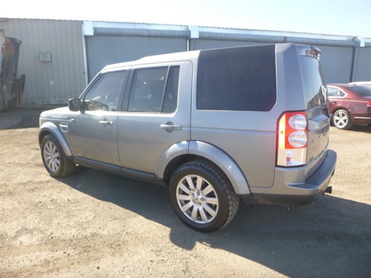 2012-land-rover-lr4-image-4