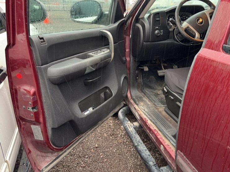 #3016-•-2009-chevrolet-silverado-pickup-truck-image-16