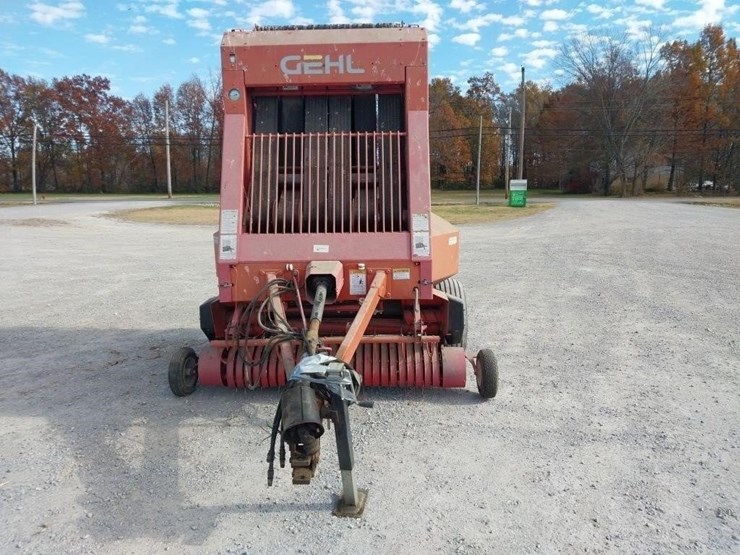 gehl-2680-image-2