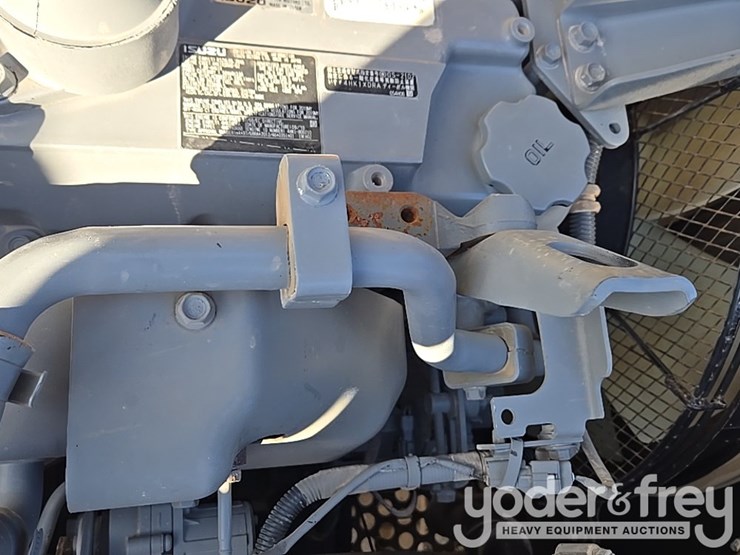 2021-case-cx210-lc-image-159