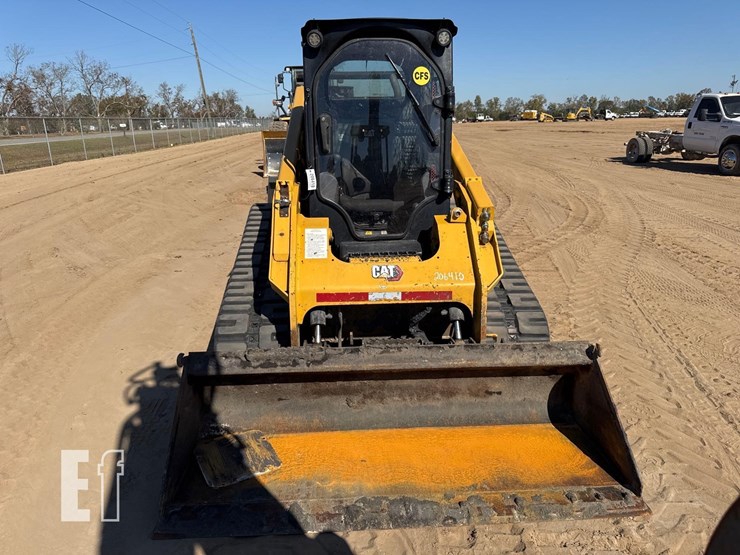 2022-caterpillar-299d3-image-7