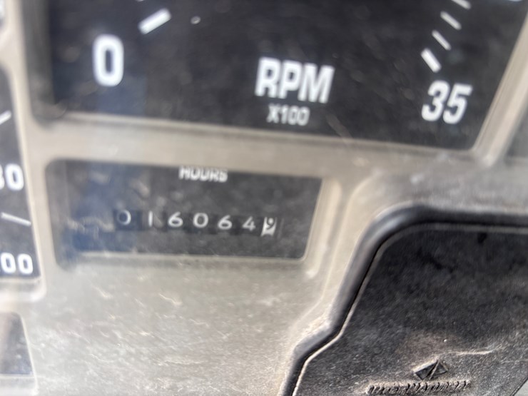 1997-international-4700-image-12