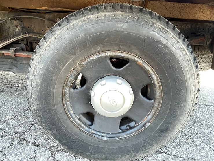 ford-f250-xlt-image-13