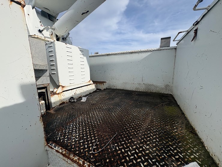 2002-international-4700-image-11