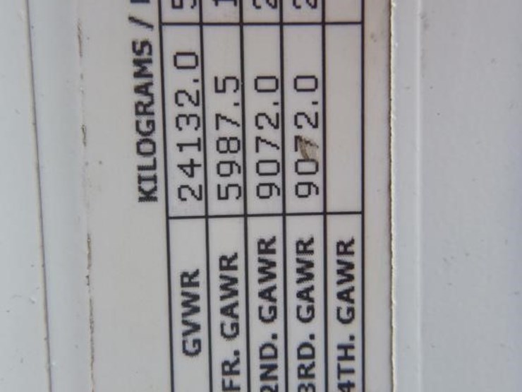 2019-peterbilt-567-image-29