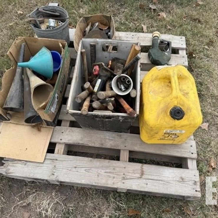 FUNNELS & HAMMERS & GRINDER DISCS & DIESEL PUMP