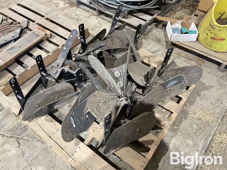 hiniker-ridger/hiller-attachment-image-1