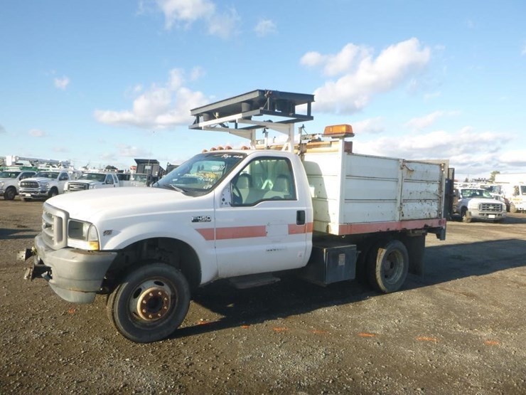 2004-ford-f450-image-1