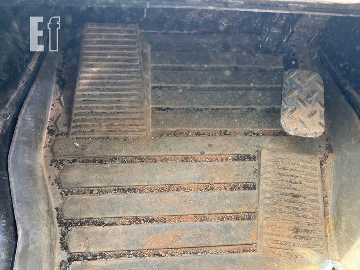 caterpillar-262d-image-20