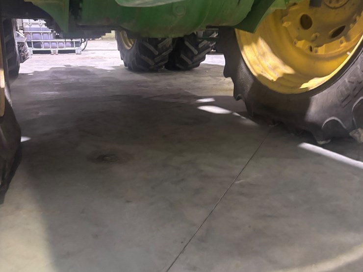 2016-john-deere-9470r-image-17