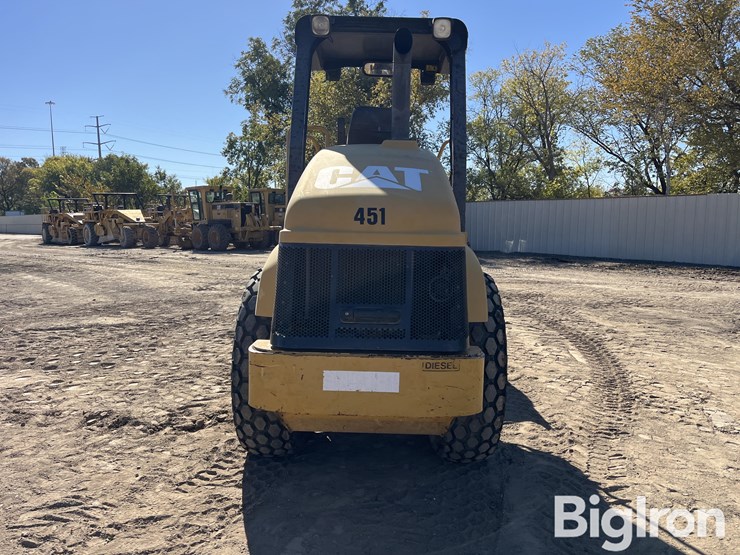 caterpillar-cs-423e-image-6