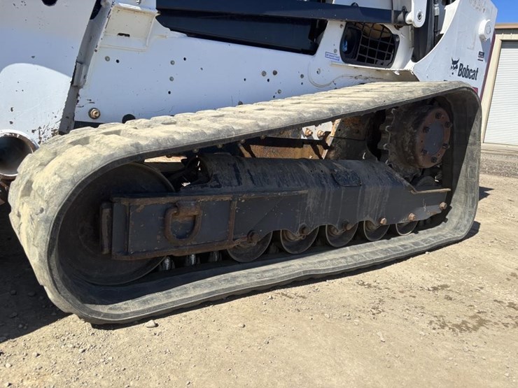 2016-bobcat-t770-image-15