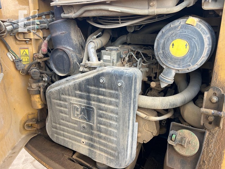 caterpillar-279c-image-18