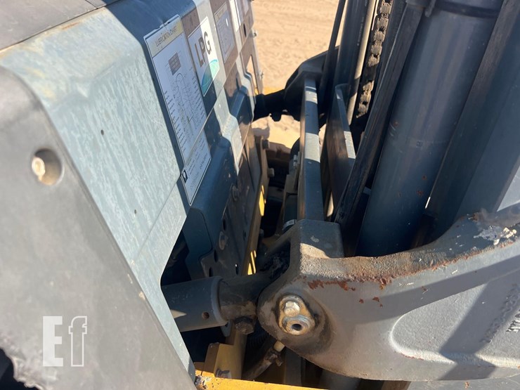 heli-25-straight-mast-forklift-image-12