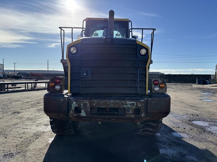 2014-komatsu-wa380-7-image-8