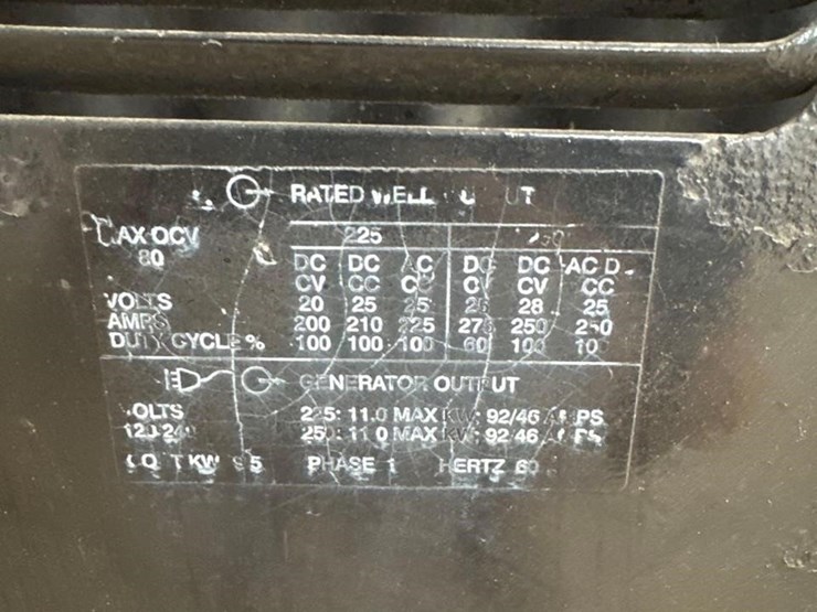 miller-bobcat-225-image-6