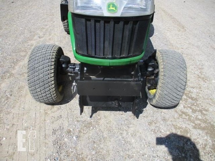 john-deere-2305-image-14
