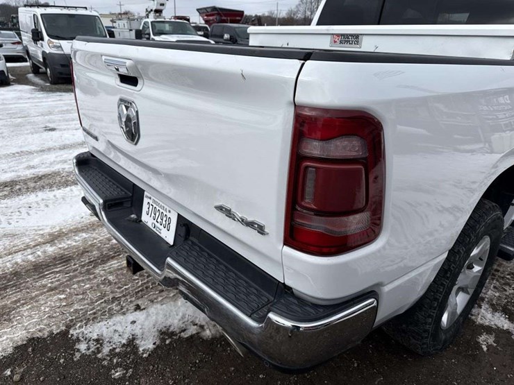 2020-dodge-ram-1500-image-16