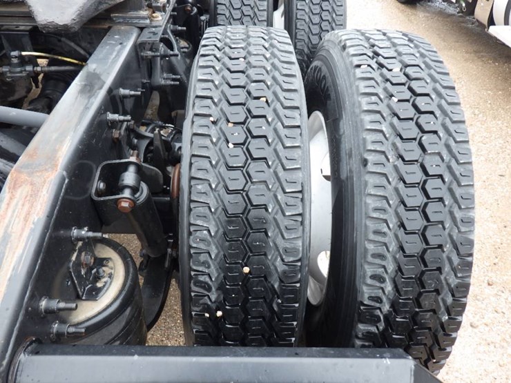 2019-international-lt-image-8