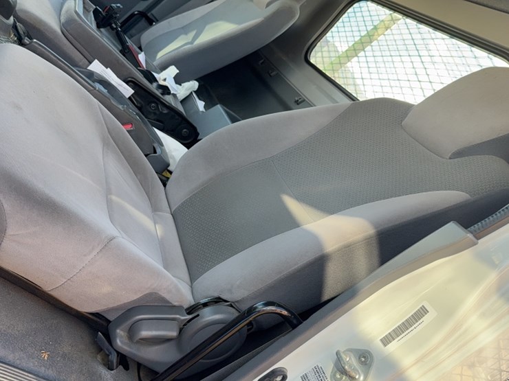 isuzu-npr-hd-image-13