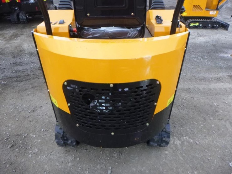 2025-vicsec-vc15-hydraulic-excavator-image-17