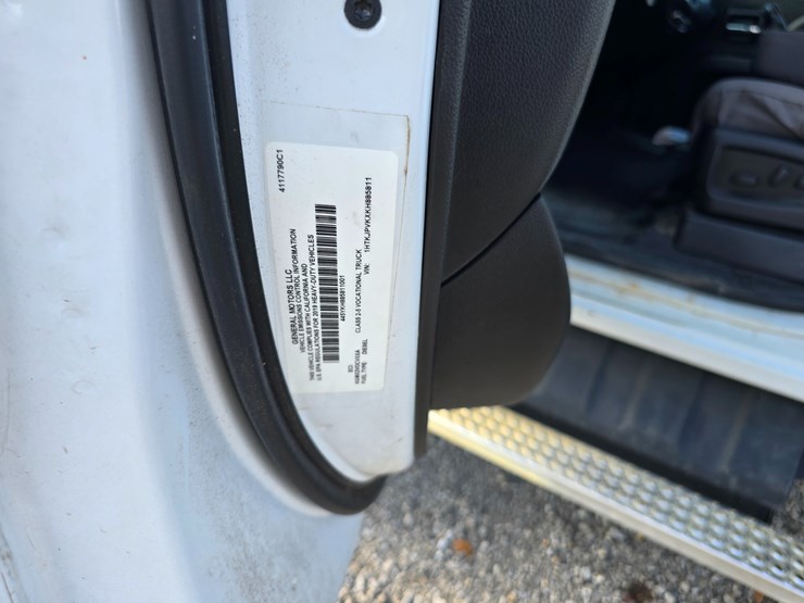 chevrolet-silverado-5500hd-image-66