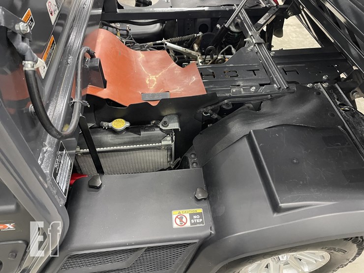 2015-kubota-rtv-x1100c-image-7