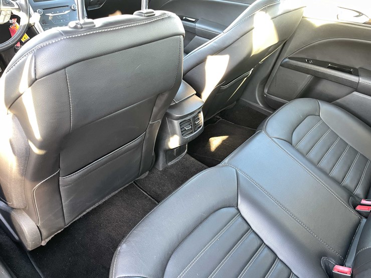 #1388-•-2015-ford-fusion-(has-wi-title)-(of)-image-94